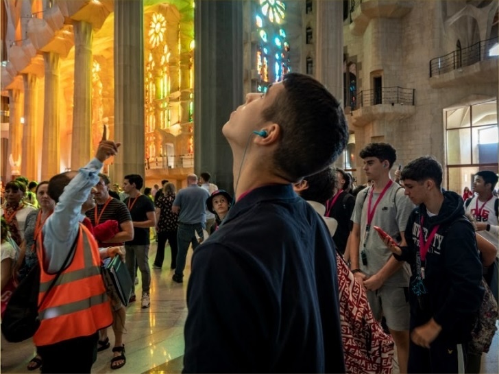 La Sagrada Família reforça el seu projecte educatiu i familiar